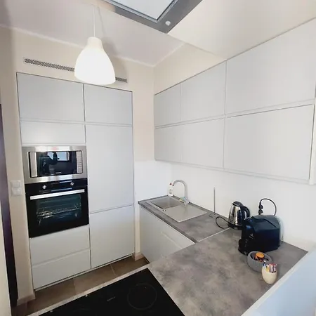 Garnizon 928 & Parking *