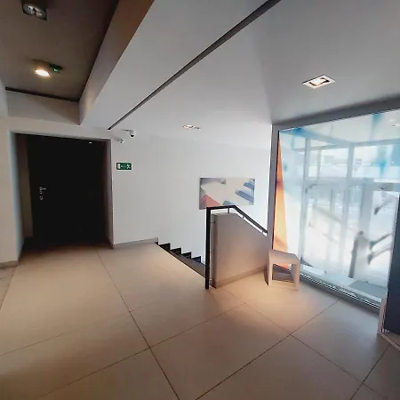 Garnizon 928 & Parking *